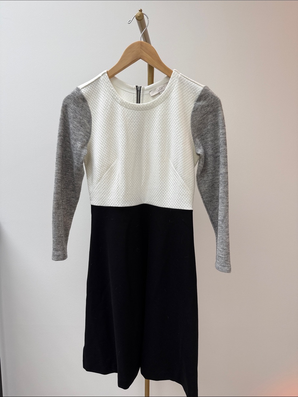 LOFT Black White Grey Mixed Media Dress Women Size 0